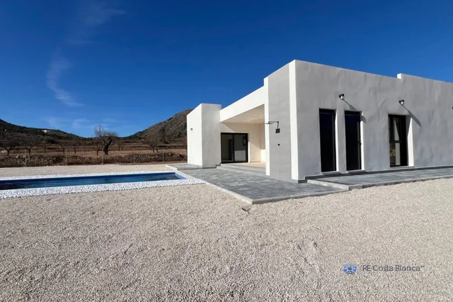 Villa · Hondón de las Nieves