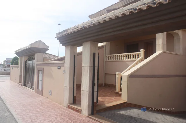 منزل متلاصق · Torrevieja